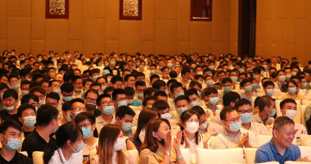 解码“工匠精神”：2020半年度总结动员大会纪实